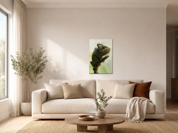 Chameleon na větvi – Jednodílný obraz, 50 × 70 cm