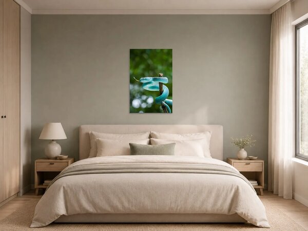 Tyrkysový had na větvi – Jednodílný obraz, 50 × 70 cm