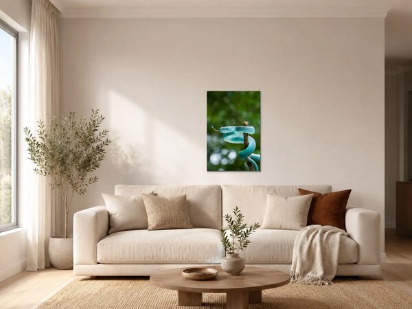 Tyrkysový had na větvi – Jednodílný obraz, 50 × 70 cm