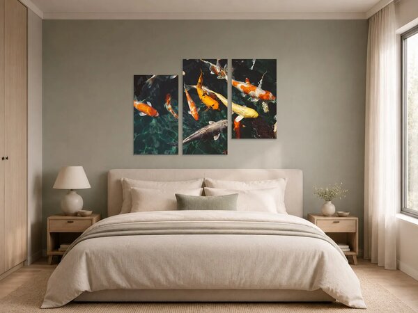 Koi kapři v temném jezírku – Třídílný obraz C, 90 × 60 cm