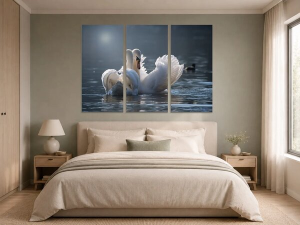 Labutí pár na klidné hladině – Třídílný obraz A, 120 × 80 cm