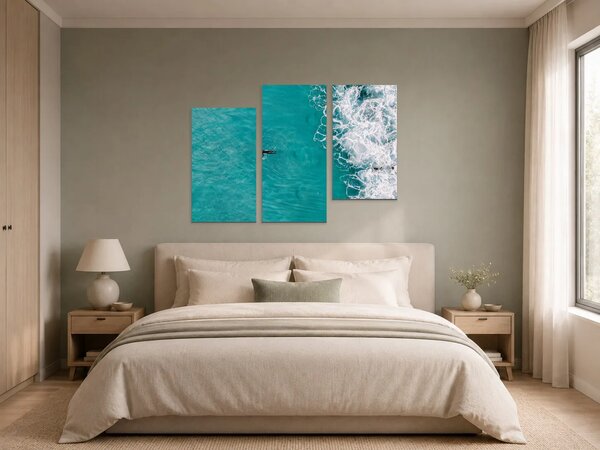 Surfaři v tyrkysových vlnách – Třídílný obraz C, 90 × 60 cm