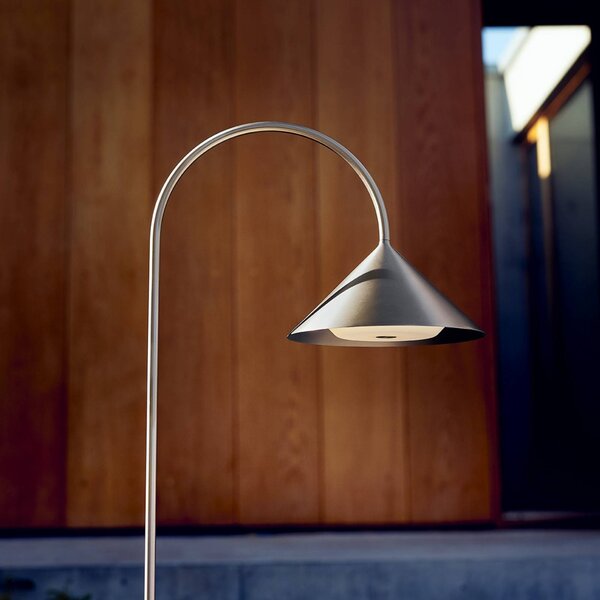 FRANDSEN LED lampa s hrotem do země Grasp, nerezová ocel, 82 cm, IP44, stmívatelný, Hliník / šedá / zinek, Nerezová ocel, Design