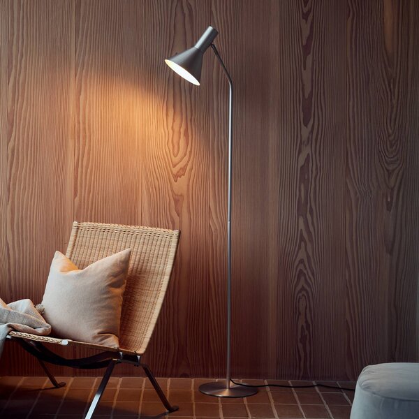 FRANDSEN Stojací lampa Lyss, hliníková barva, kov, 150 cm, E27, Hliník / šedá / zinek, Obývací pokoj / jídelna, Hliník, Design, stojací lampa