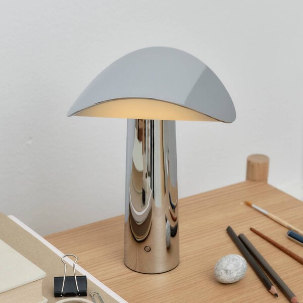 GEJST LED stolní lampa Lium, chrom, 2 700 K, USB, stmívatelný, Chrom / stříbro, Obývací pokoj / jídelna, kov, Moderní