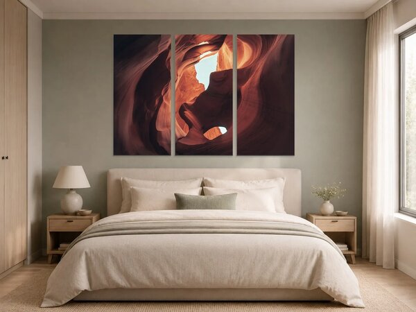 Světlo v pískovcovém kaňonu – Třídílný obraz A, 120 × 80 cm
