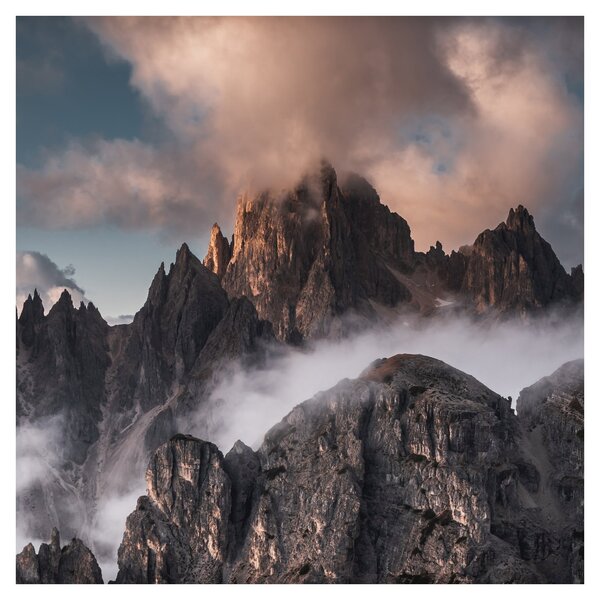 Obraz - Italské dolomity schované v mlze (30x30 cm)