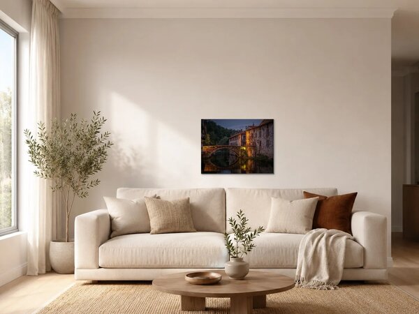 Kamenný most v historickém městě za soumraku – Jednodílný obraz, 60 × 40 cm