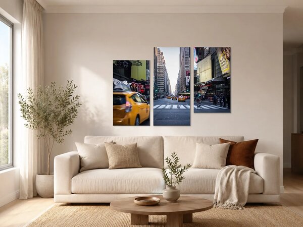Newyorská ulice se žlutými taxíky – Třídílný obraz C, 90 × 60 cm