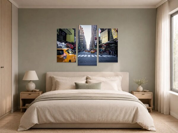 Newyorská ulice se žlutými taxíky – Třídílný obraz B, 90 × 60 cm