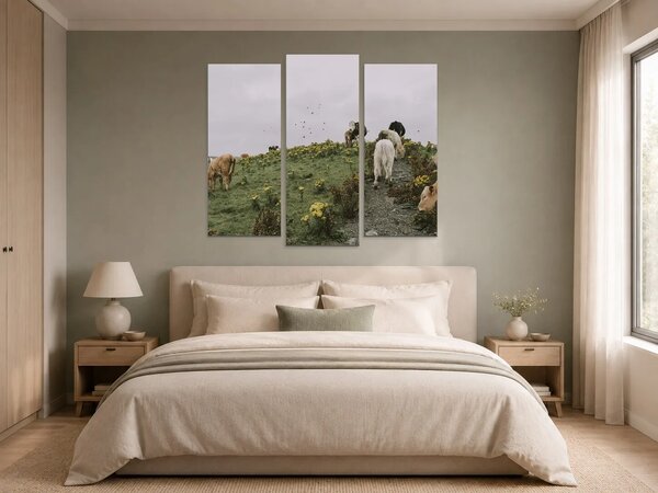 Skot na horské pastvině – Třídílný obraz B, 120 × 100 cm