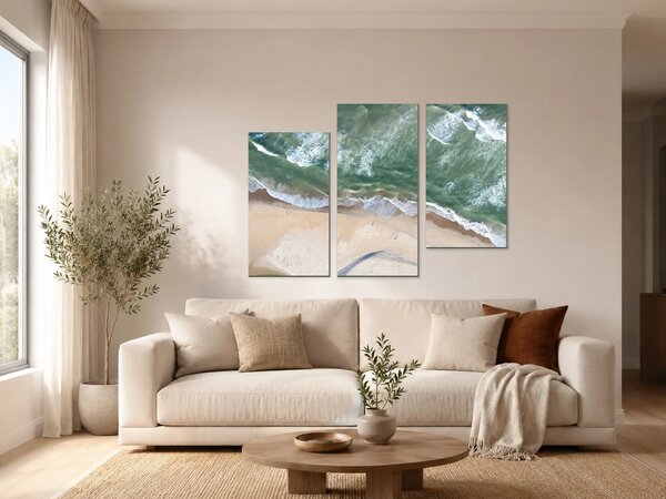 Příboj na písečné pláži z výšky – Třídílný obraz C, 90 × 60 cm