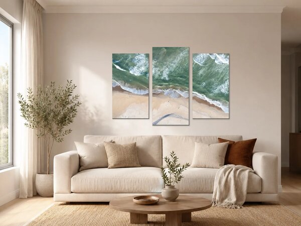Příboj na písečné pláži z výšky – Třídílný obraz B, 90 × 60 cm