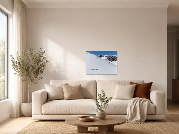 Výstup po zasněženém horském svahu – Jednodílný obraz, 60 × 40 cm