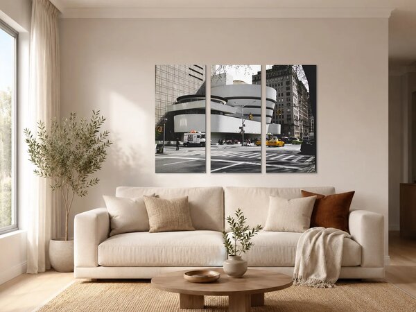 Guggenheimovo muzeum v New Yorku – Třídílný obraz A, 90 × 60 cm