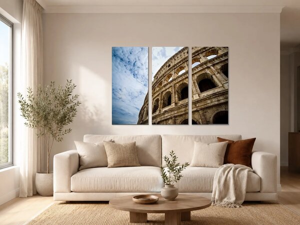 Koloseum pod dramatickou oblohou – Třídílný obraz A, 90 × 60 cm