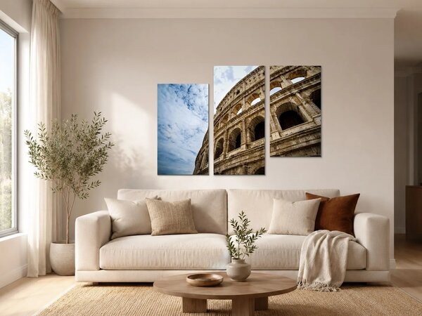 Koloseum pod dramatickou oblohou – Třídílný obraz C, 90 × 60 cm