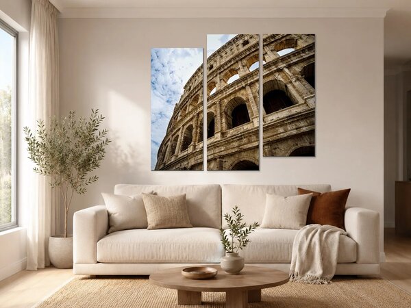 Koloseum pod dramatickou oblohou – Třídílný obraz C, 120 × 100 cm
