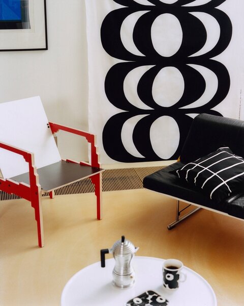 Marimekko Hrnek Oiva Unikko 0,25l, černo-bílý