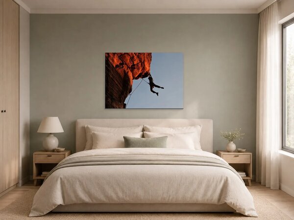 Lezec pod oranžovým skalním převisem – Jednodílný obraz, 70 × 50 cm