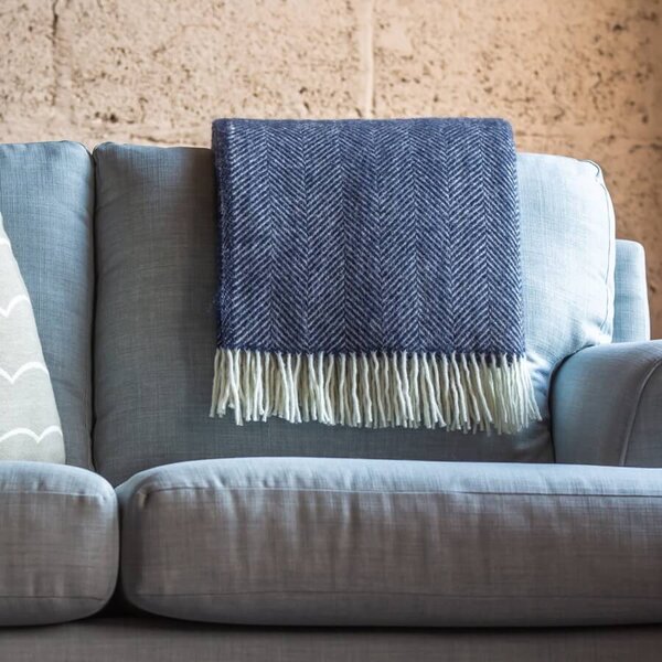 Vlněná deka Fishbone Navy 183 x 150 cm Tweedmill