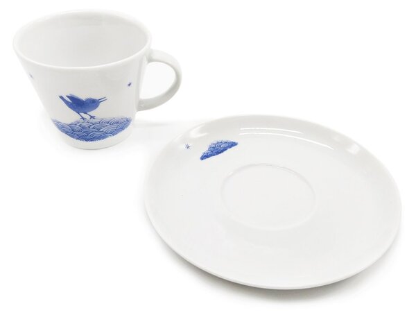 Porcelánový šálek Ateliér Dorda Na vlnách ptačí radosti, bílý, s podšálkem, český design, 240 ml