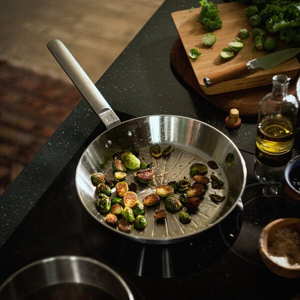 Fiskars Nerezová pánev Norden Steel 28cm