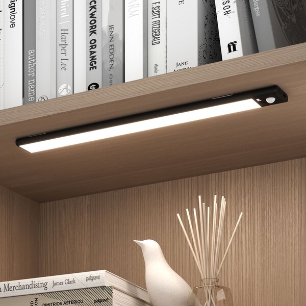 Magnetická LED lampa do skříně: MAGNETO LIGHT