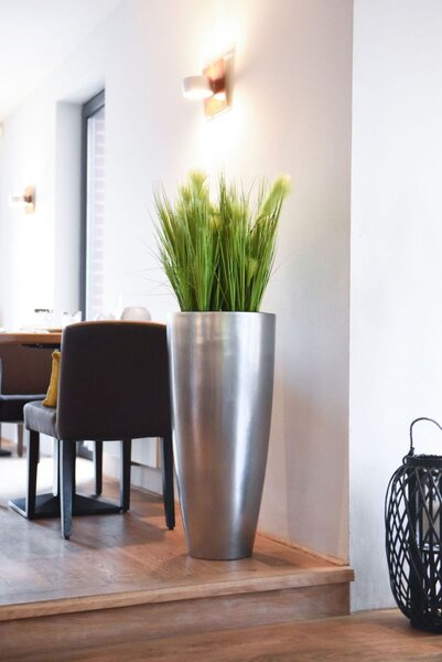 Exkluzivní květináč CITY, sklolaminát, výška 80 cm, stříbrná metalíza