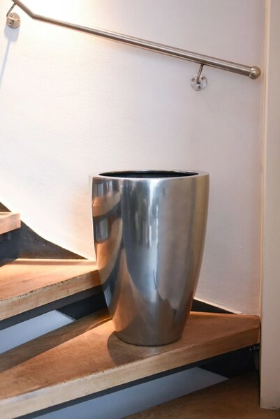 Luxusní květináč OPALA, sklolaminát, výška 55 cm, stříbrná metalíza