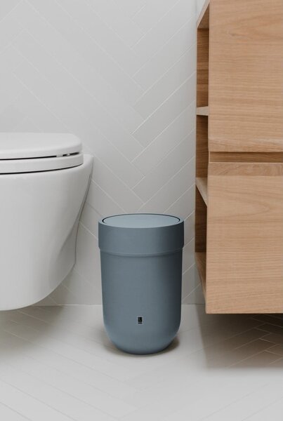 Modrý plastový odpadkový koš 6 l Touch – Umbra
