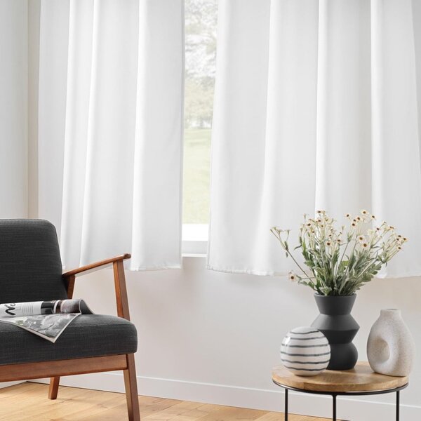 Bílý termo závěs z mikrovlákna 135x180 cm Micropolar – douceur d'intérieur