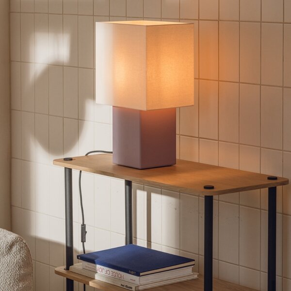 Noo.ma Světle fialová dřevěná stolní lampa Zam