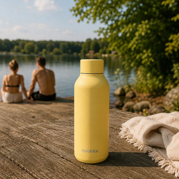 Nerezová termoláhev Solid Powder, 510ml, Quokka, světle žlutá