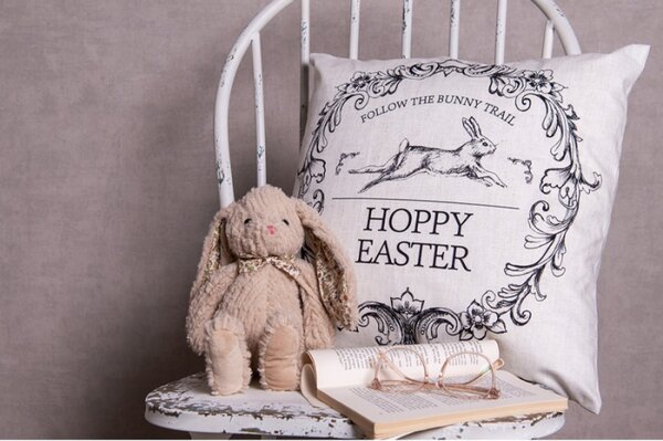 Béžový povlak na polštář se zajíčkem a nápisem Hoopy Easter – 45x45 cm