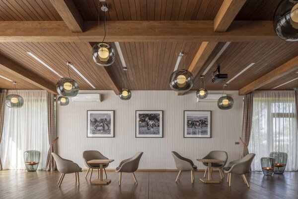 Brokis Designová stolní lampa Balloons large, PC858 Barva skla: Hnědá kouřová - transparentní sklo, Barva el. vedení: Textilní kabel - světle šedý, Reflektor: citrónově žlutá