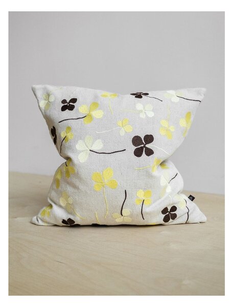 Vyšívaný povlak na polštář Clover Yellow 50x50 cm Fine Little Day