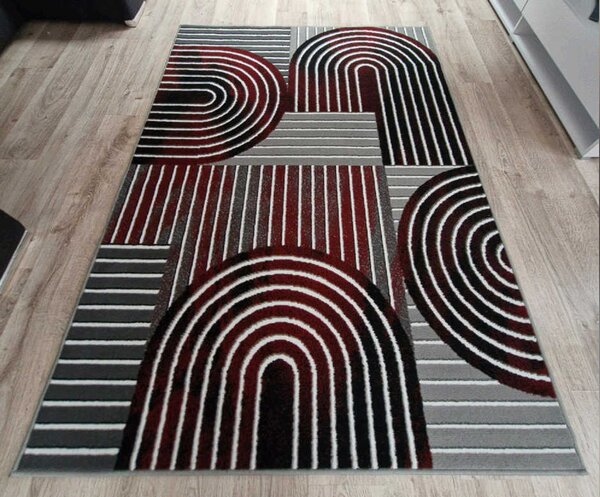 HU Šedo-červený geometrický obdélníkový koberec NEW IDEA 90141-0564 Rozměr: 50x80 cm