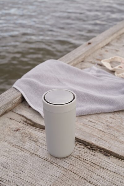 Termohrnek To Go Mat Light Grey 0,4 l Stelton