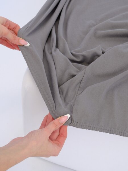 MK Lůžkoviny Jersey prostěradlo do postýlky Classic 60 x 120 cm – tmavě šedá