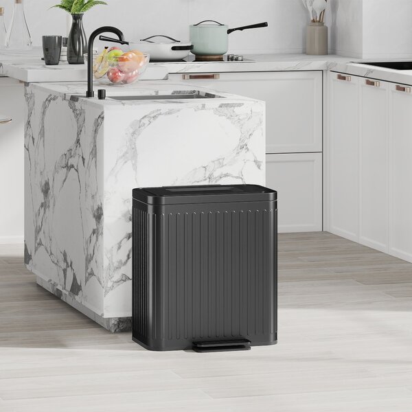 HOMCOM 2×20 l nožní odpadkový koš — 40 l dvoukomorový třídicí koš, tlumené dovírání, zajištění otevření, vyjímatelné vložky, černý, 45,5 × 36,5 × 51 c