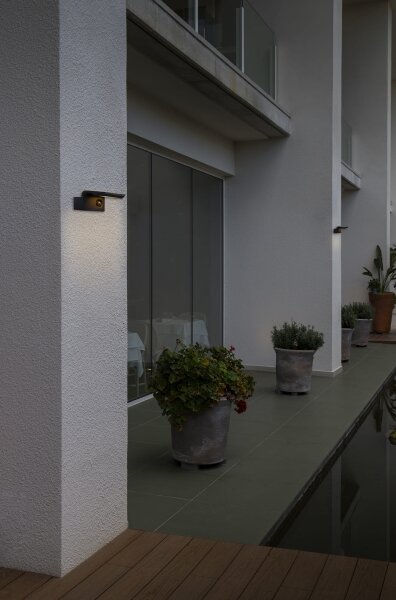 FARO 74456 - LED Solární nást. svítidlo se senz. LUMA LED/5W/3,7/230V IP65 antr
