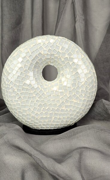 Stolní lampa bílá Donat, 25 cm, mozaiková, ruční práce