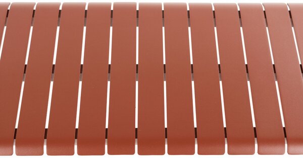 Zuiver Červená kovová zahradní lavice VONDEL 175 x 45 cm