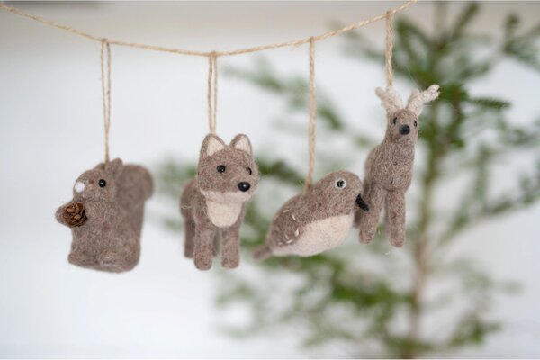 Závěsná dekorace vlněné zvířátko Squirrel Beige Wikholm Form