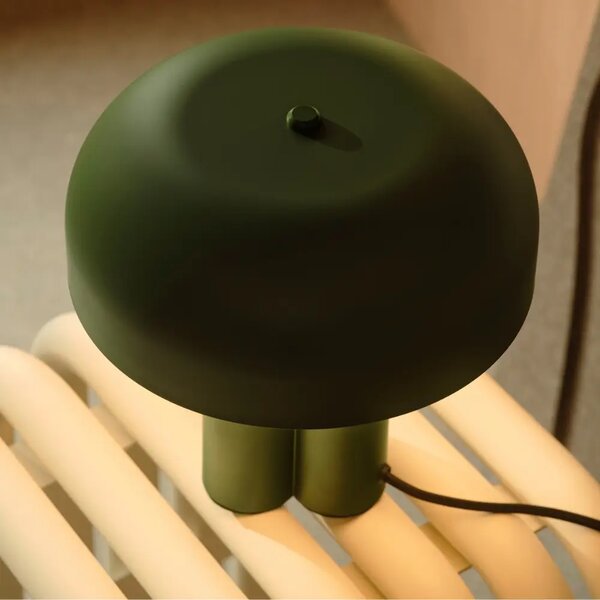 Nordlux Tmavě zelená kovová stolní lampa Sandro