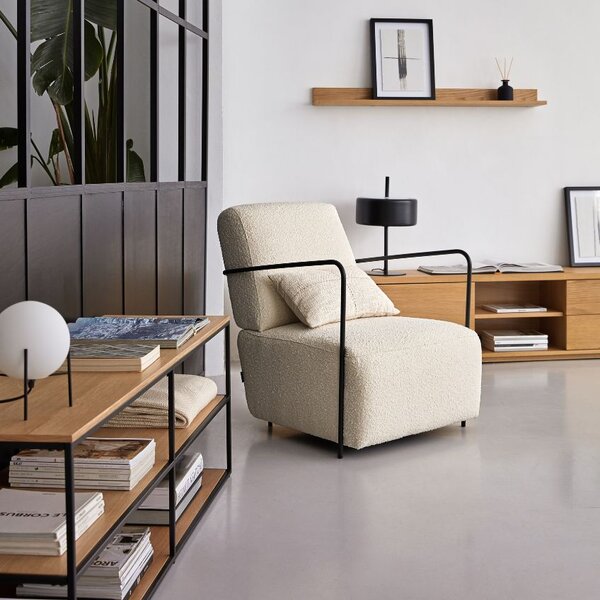 Dubový TV stolek Kave Home Yoana 160 x 40 cm