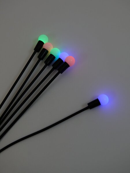 Sinsay - Solární LED zahradní lampička k zapíchnutí do země - vícebarevná