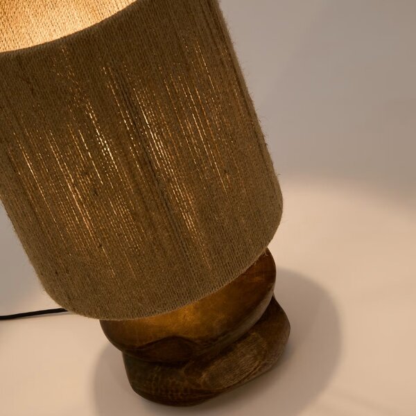 Tmavá dřevěná stolní lampa Kave Home Kor