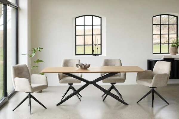 Unique Furniture Černý jídelní stůl Cesura 200 x 100 cm s dubovým dekorem